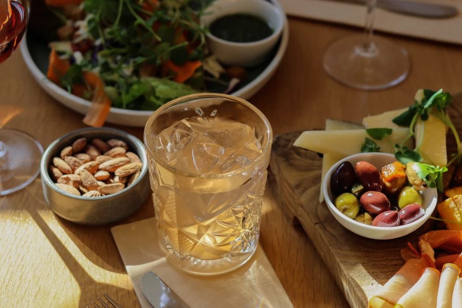 Salat og tapas i Café Holger